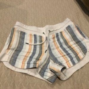 Athleta size 6  Bali barely worn linen shorts